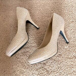 Hot Tomato Women’s Gold Glitter 3.5” Heel Formal Events Prom Wedding Metallic